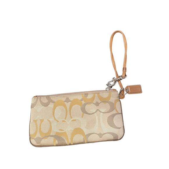 Coach vintage signature CC LOGO WRISTLET BEIGE - Picture 1 of 3
